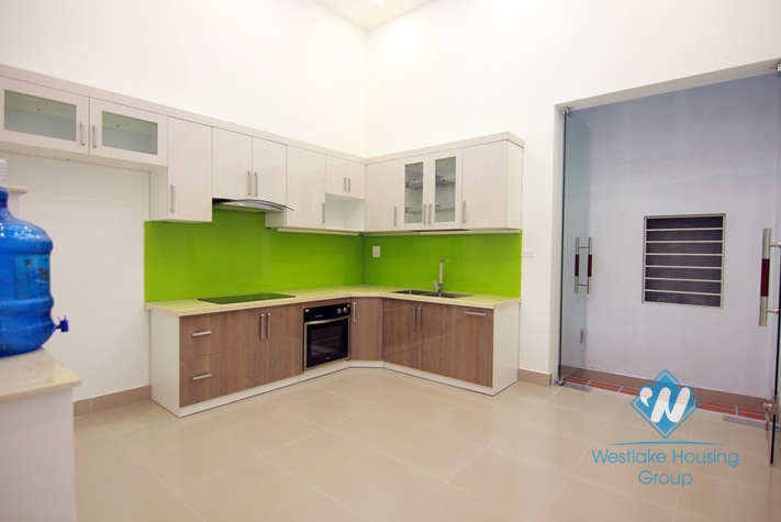 Brand new - quality house for rent with balcony & roof terrace